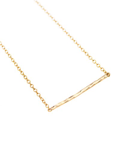 collier-court-delicat-or-14k-hypoaalergenique-sarahc-2-entrepreneure-kara-bijoux-2