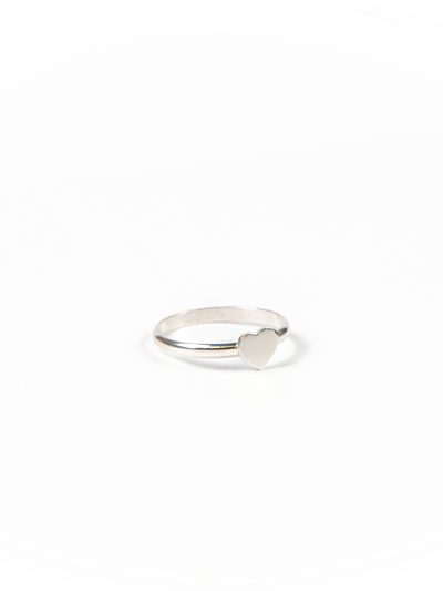 Bague délicate en argent sterling avec coeur lisse Lovely 3 hiver 2024 Kara Bijoux