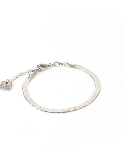 Bracelet en rhodium rempli chaîne serpent chevron plate Ollie 2 été 2024 Kara Bijoux